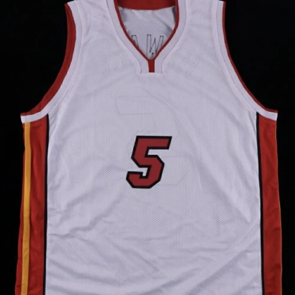 Juwan Howard Miami Heat Autographed Jersey...